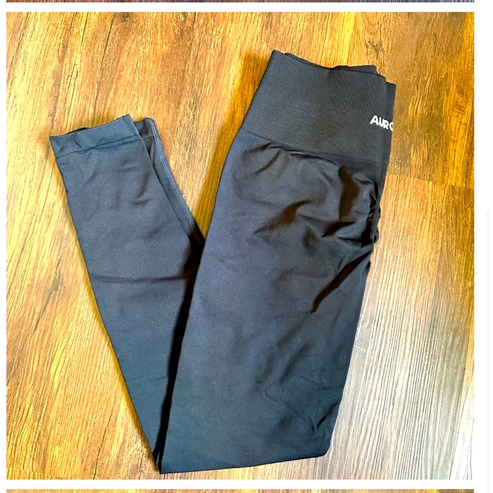 Workout leggings
